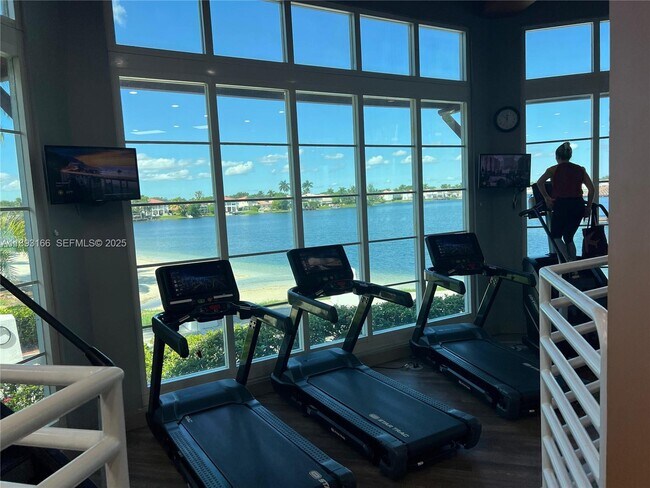 Building Photo - 10700 NW 66th St