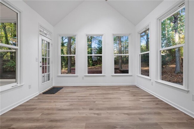 Building Photo - 1515 Loblolly Ln