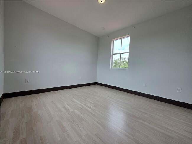 Building Photo - 14843 SW 24th St