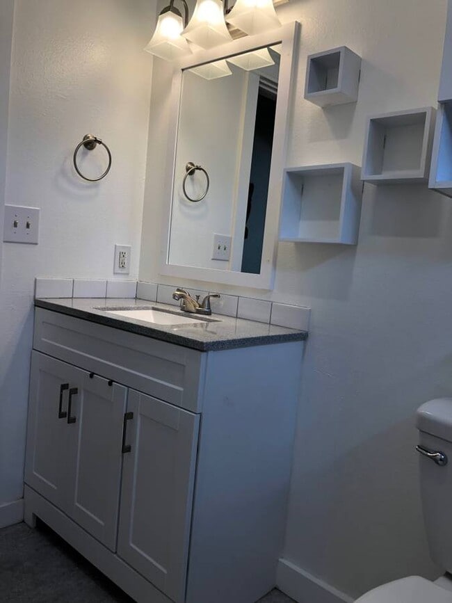 Building Photo - 4121 N Juneau St