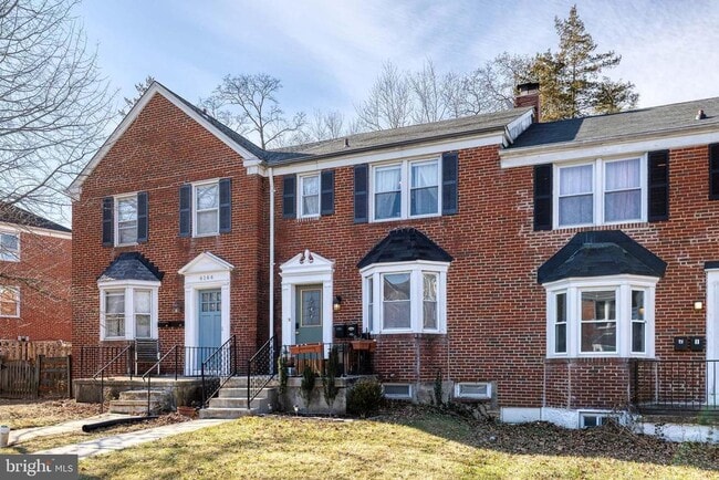 Building Photo - 6166 Parkway Dr