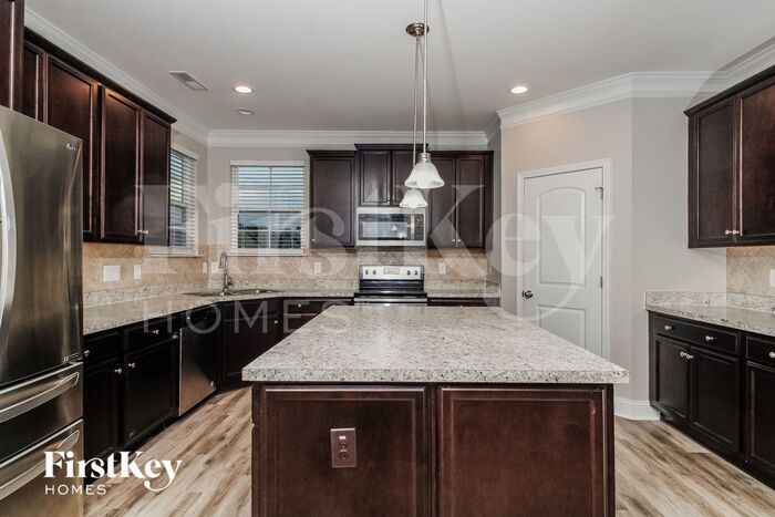 Building Photo - 5217 Harvest Oak Dr