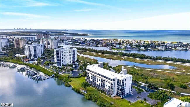 Building Photo - 4203 Bay Beach Ln