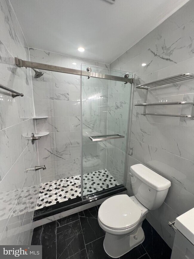 Building Photo - 1611-15 Ridge Ave