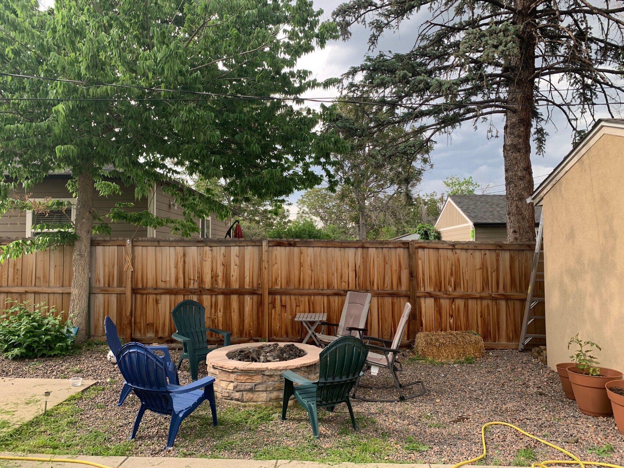 Gas firepit - great for evening gatherings! - 5130 Clay St