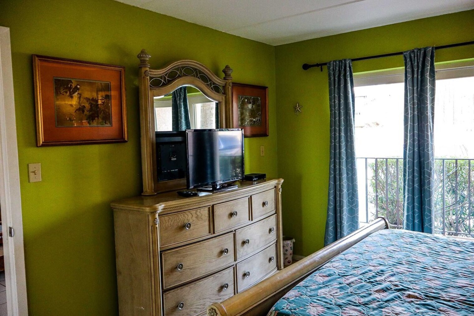 Building Photo - 2401 Gulf Blvd