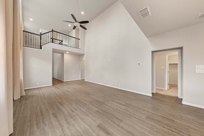 Building Photo - Stylish 3-Bed Home with Pool Access, Island Kitchen & Fenced Yard in New Braunfels