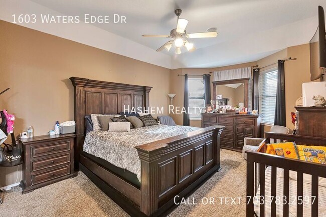 Building Photo - 1603 Waters Edge Dr