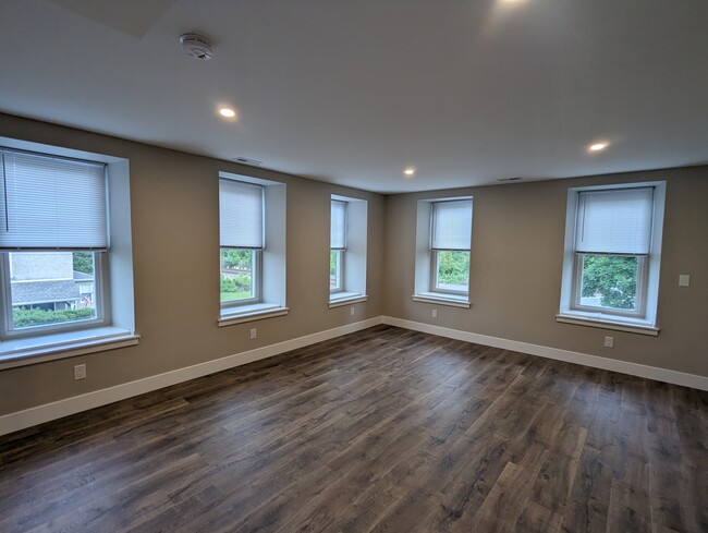 Renovated Living Room - 144 N Main St