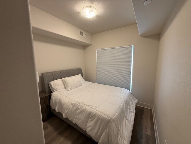 Building Photo - 795 Durum St