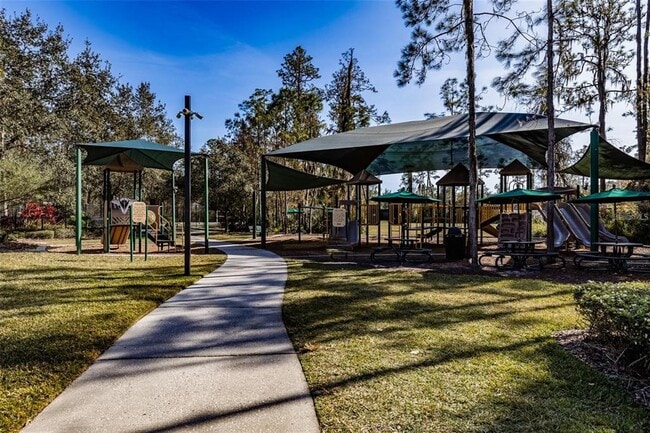 Building Photo - 2734 Silvermoss Dr