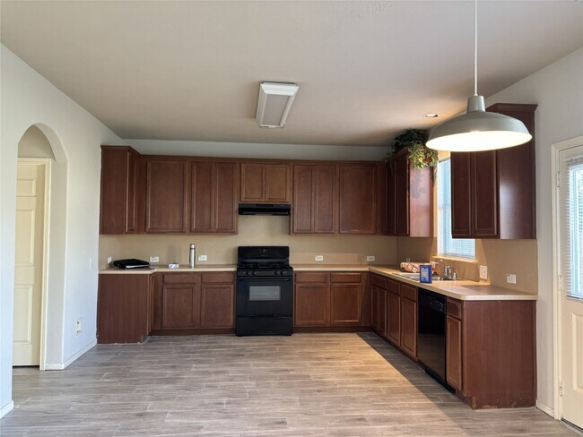 Building Photo - 21518 Haylee Way