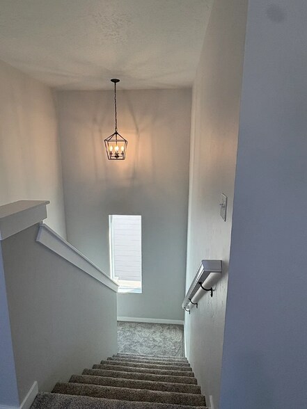 Building Photo - 4932 S Amorita Ave