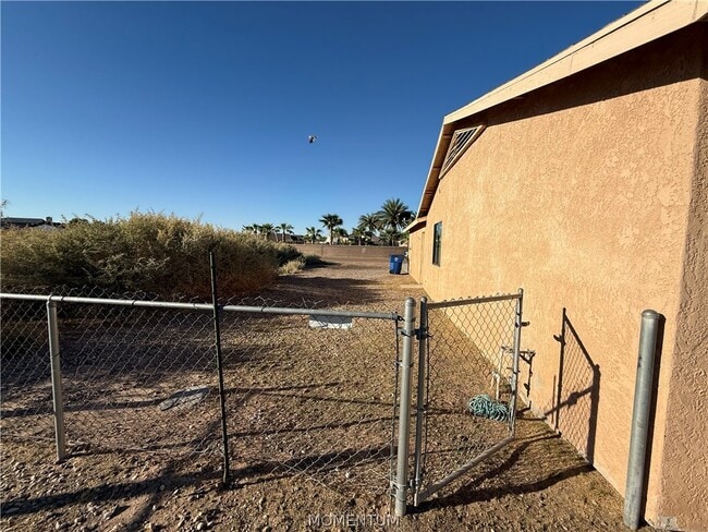 Building Photo - 9830 Needles Dr