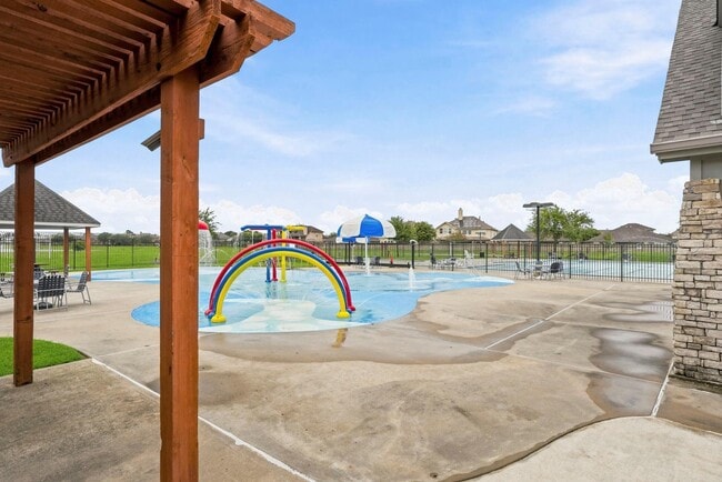 Building Photo - 9903 Garnet Springs Dr