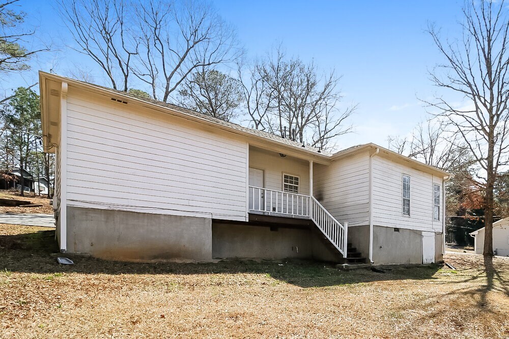 Building Photo - 120 Mann Blvd