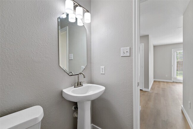 Building Photo - 3930 Brighton Springs Ln