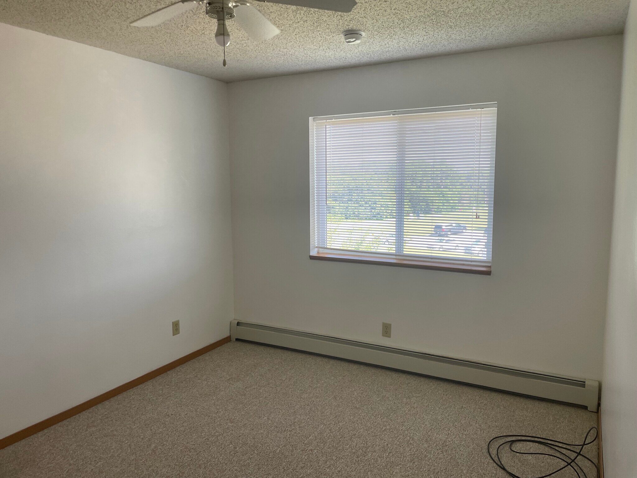 Building Photo - 664 Terrace Park Blvd