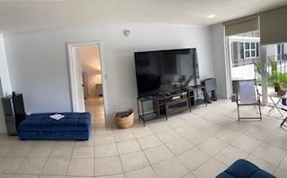 Building Photo - 2030 S Ocean Dr