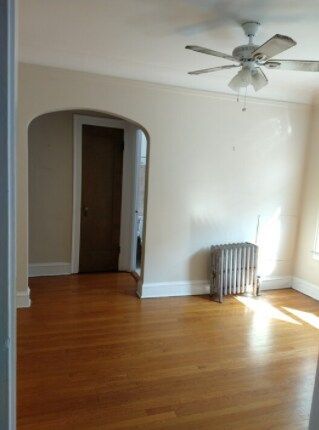 Building Photo - 1914 W Morse Ave