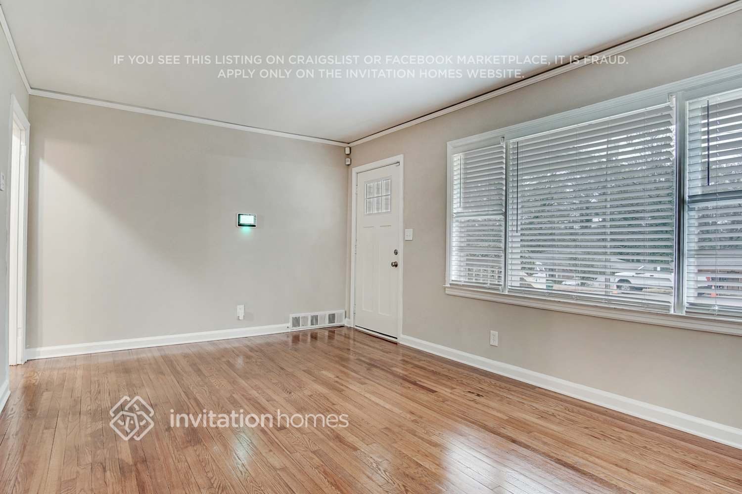 Building Photo - 2430 Mark Dr