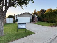 Building Photo - 2507 Moss Cir