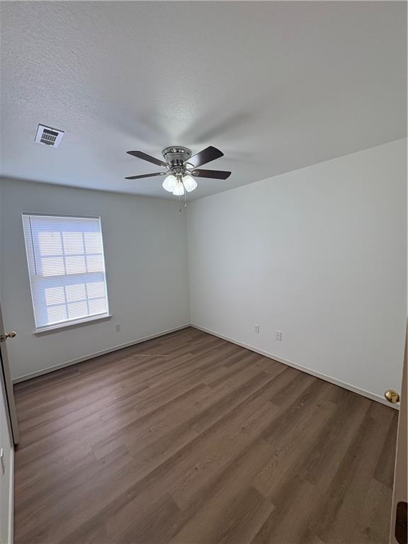 Building Photo - 601 Cedarbrook Ct