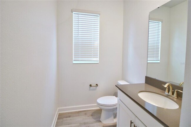 Building Photo - 11425 Listening Dr