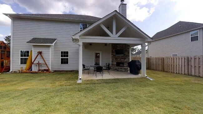 Building Photo - 2623 Dunkirk Cir