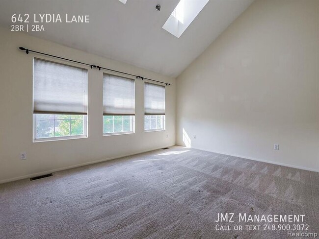 Building Photo - Introducing a beautiful 2 bedroom, 2 bathr...