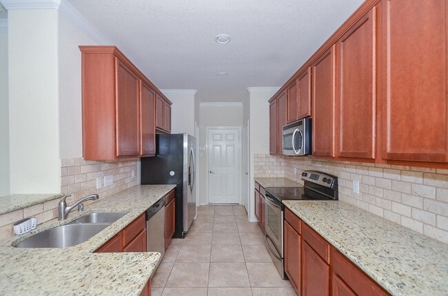 Building Photo - 24542 Folkstone Cir
