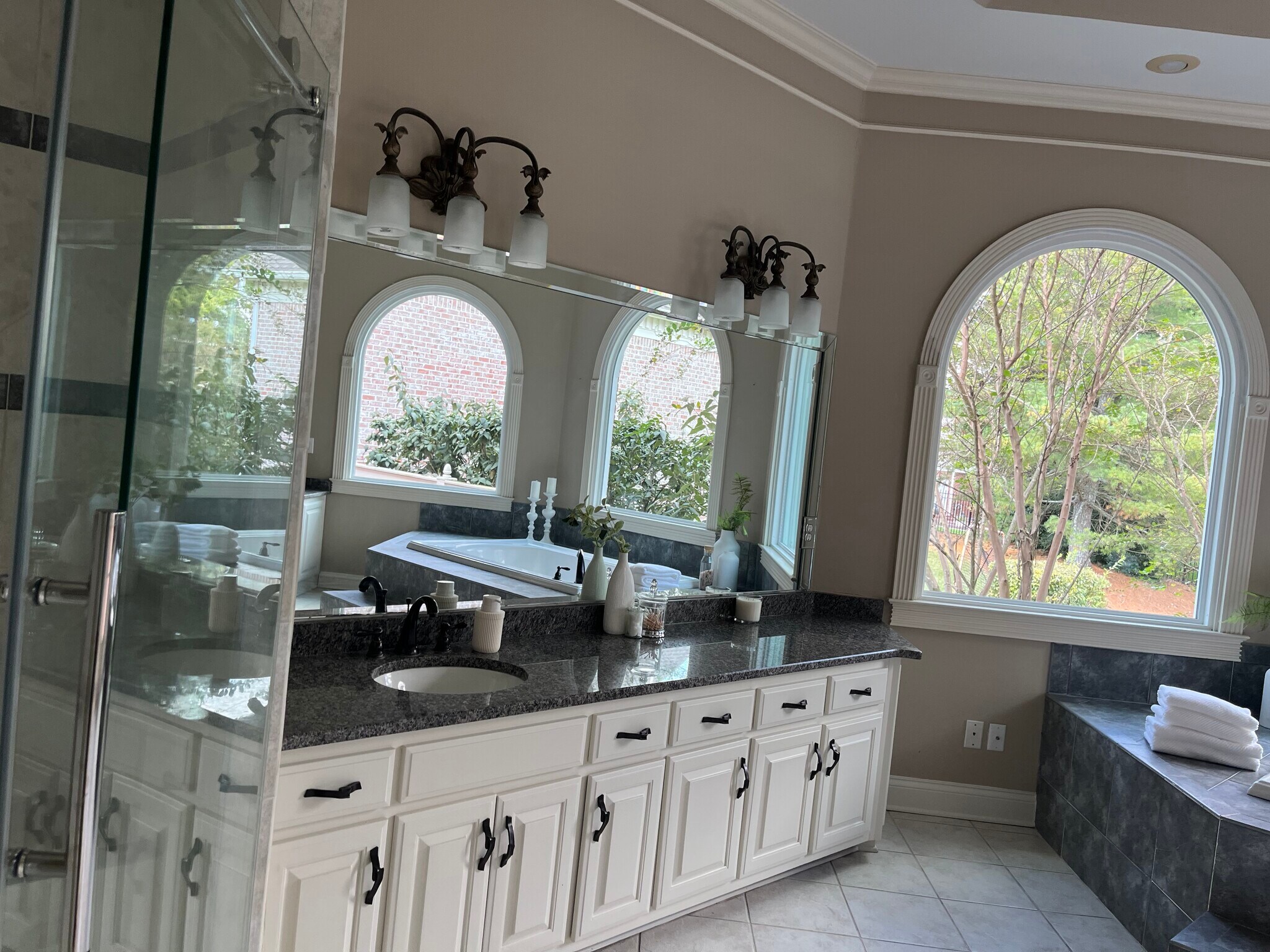 Building Photo - 5172 Remington Dr