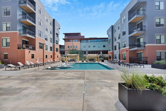 Building Photo - 601 Sand Pearl Ln