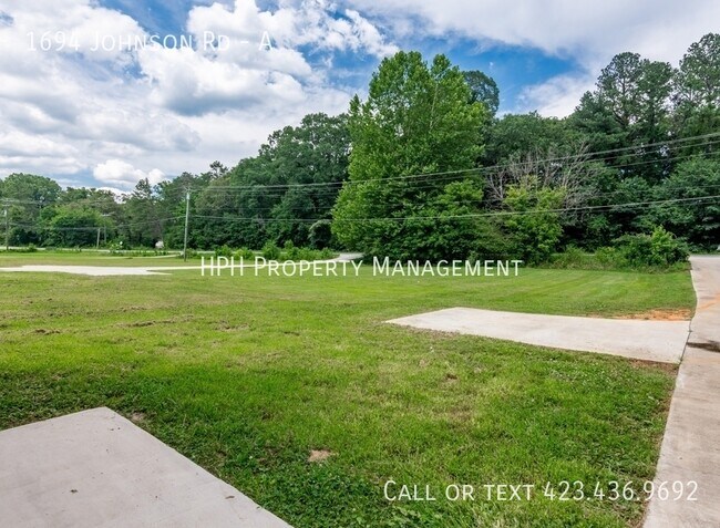 Building Photo - 1694 Johnson Rd