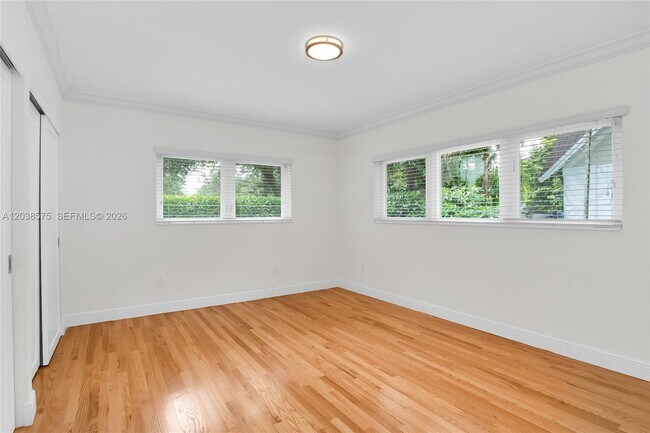 Building Photo - 1100 S Alhambra Cir