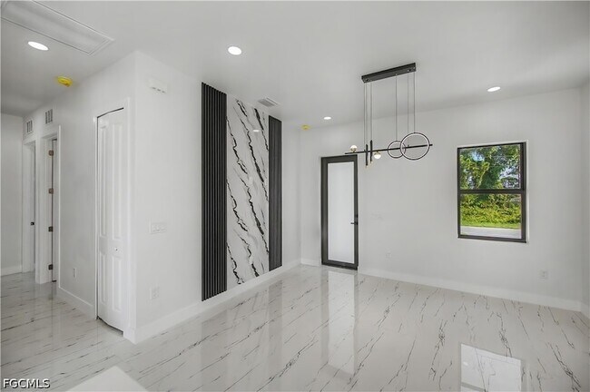 Building Photo - 3123 69th St W