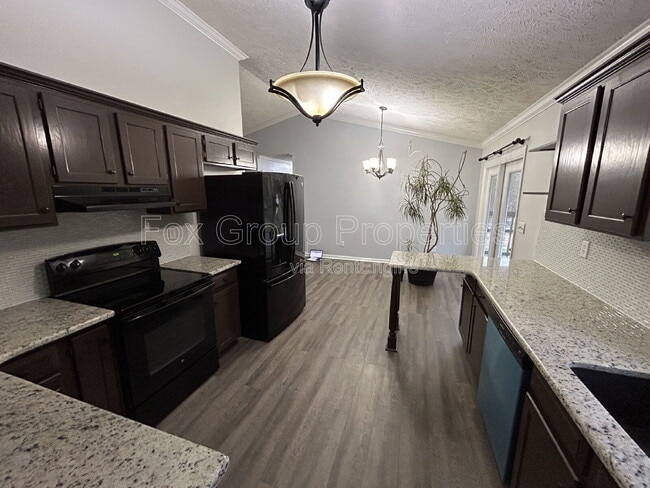 Building Photo - 158 Westscott Dr