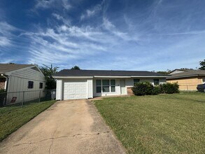 Building Photo - Adorable 3 bedroom 1.5 bathroom in Tulsa