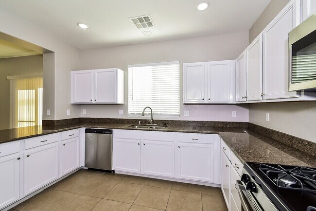 Building Photo - 8024 Carr Valley St