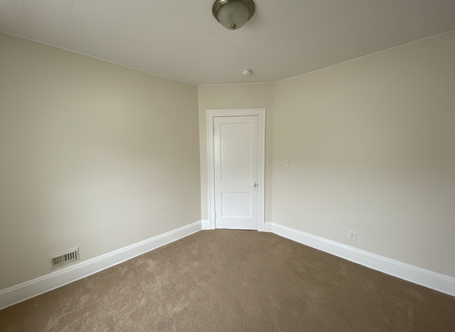 Building Photo - 9604 Park Heights Ave