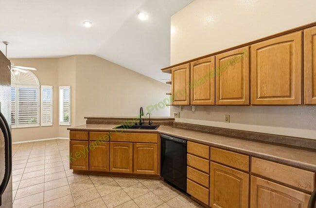 Building Photo - Golf Course Living in Sun Lakes  – 55+ IronOaks at Sun Lakes Community Home on the 18th Fairway!