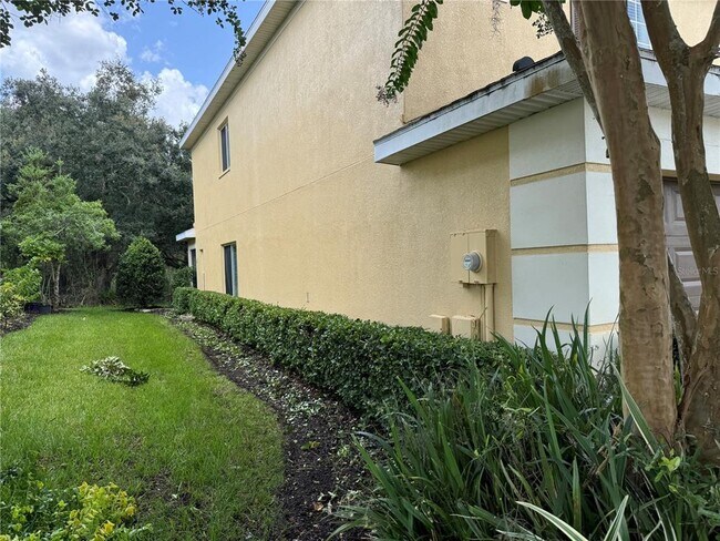 Building Photo - 8552 Trail Wind Dr