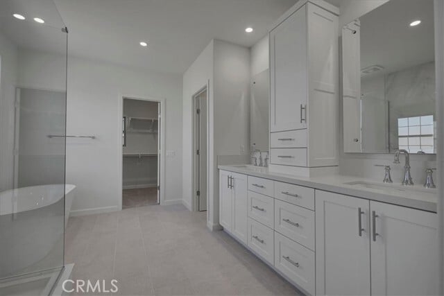 Building Photo - 228 Birdseye