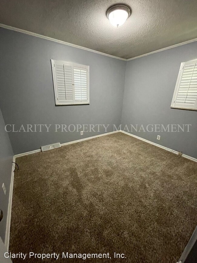 Building Photo - 3 br, 2 bath House - 917 Towanda Trail