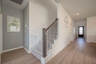 Building Photo - 27111 Wandering Gln Ln