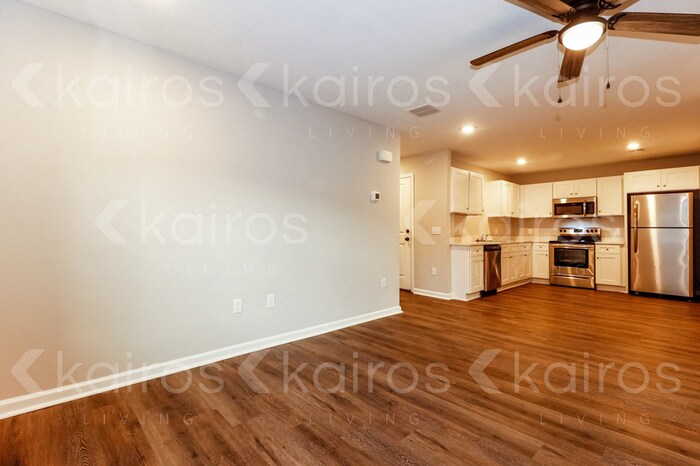Building Photo - 52 Cottage Grove Dr