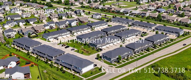 Primary Photo - 2340 SE Sydney Ln