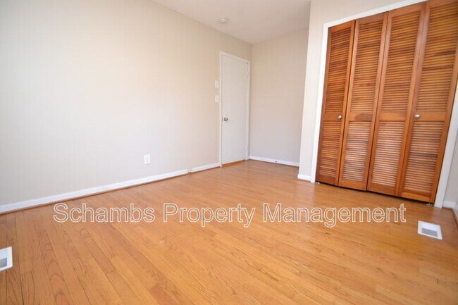 Building Photo - 5133 Lundy Dr