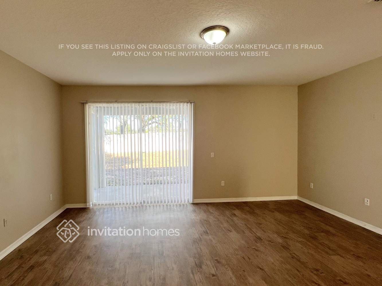 Building Photo - 16000 Arrowhead Trail