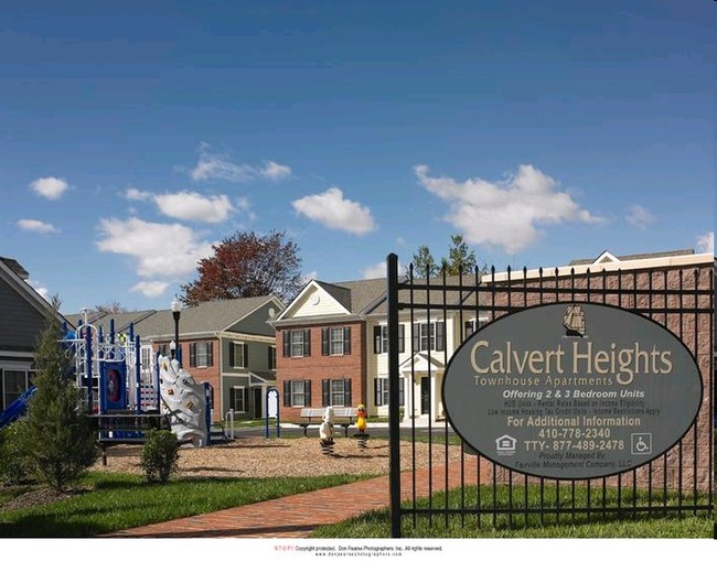 Building Photo - Calvert Heights Townhouse Apartments